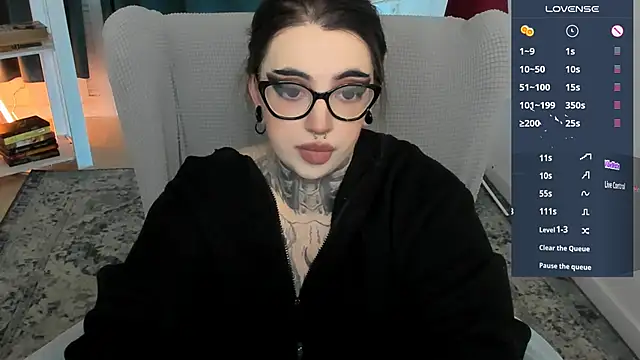Dixi Pixi  online show from June 14, 5:30 am