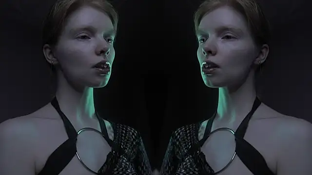 ginger hugs online show from December 17, 10:03 pm