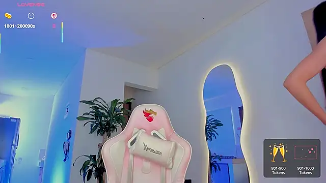 Pretty Mariangel online show from October 18, 4:21 pm