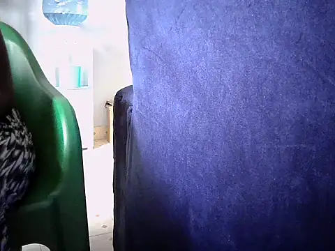 sweetvalleria online show from April 21, 9:38 am