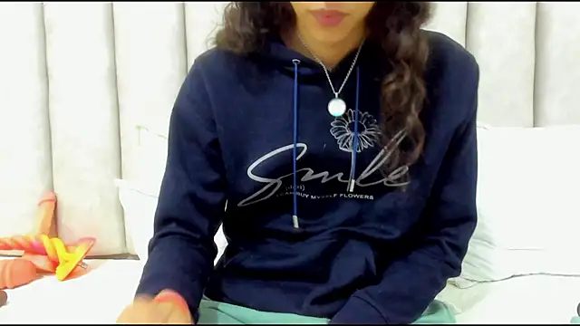 FreyaMoller online show from November 29, 7:51 pm