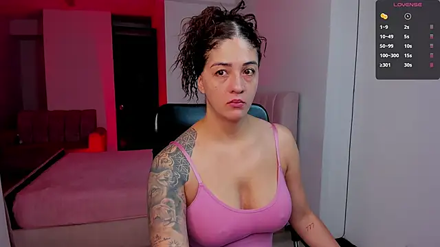 sophie alice  online show from April 17, 1:57 pm