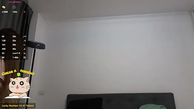 kimmie meow online show from April 21, 6:15 pm