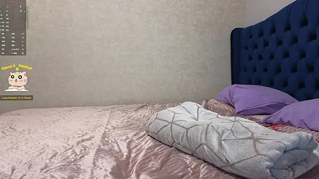 kimmie meow online show from September 29, 5:29 pm