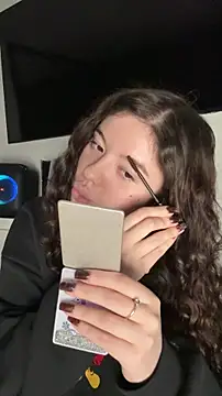 Kimi Ass online show from February 14, 10:23 pm