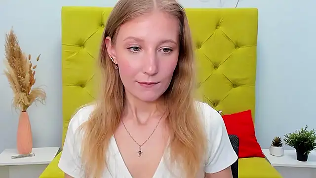 LolaWilsons online show from January 14, 9:36 am