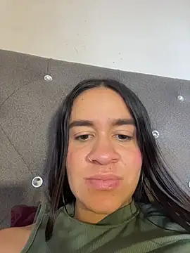 isisvalverdex online show from April 18, 3:25 pm