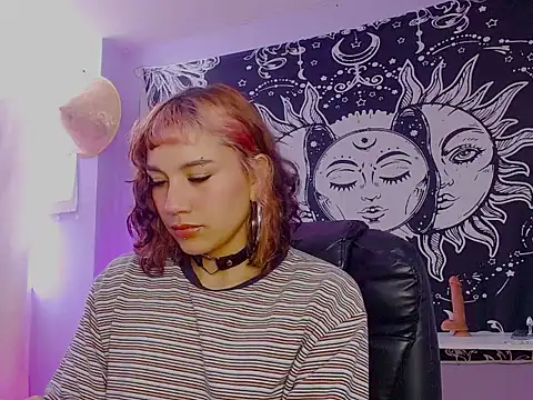 melissahowl online show from July 18, 6:43 pm