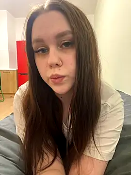 Snapshot of Marylallka5 chatting on September 15, 4:47 pm Marylallka5 online show from September 15, 4:47 pm