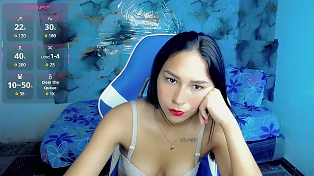 Emma-mae online show from February 16, 3:45 pm