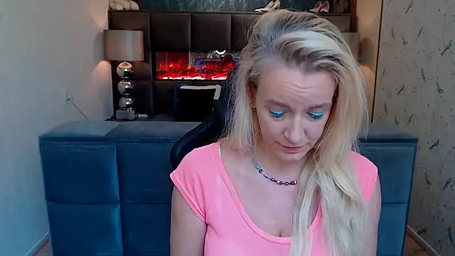 Snapshot of Wendysexyx chatting on September 30, 8:09 am Wendysexyx online show from September 30, 8:09 am