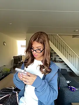 manely1 online show from March 18, 11:37 am