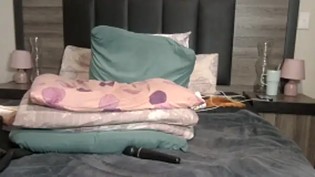 BigButt-MomJ75 online show from April 21, 2:51 am