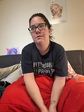 Hotmess express420 online show from November 28, 3:37 pm