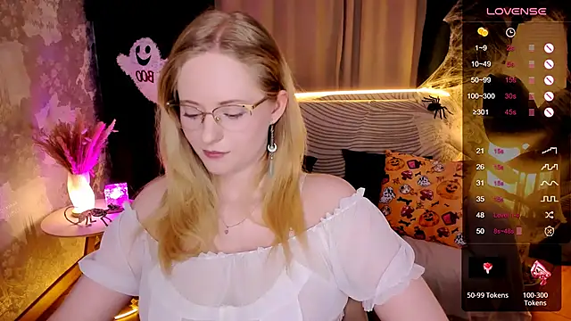 Aemilia  online show from October 26, 8:54 am