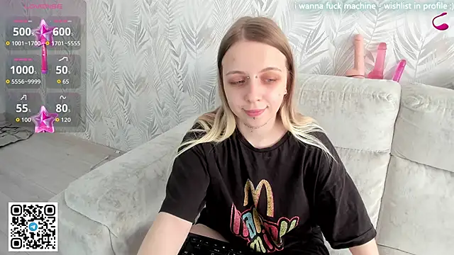 Alice Halle online show from April 27, 6:54 am