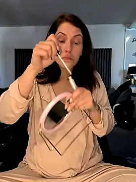 Linalicious online show from April 25, 1:41 pm