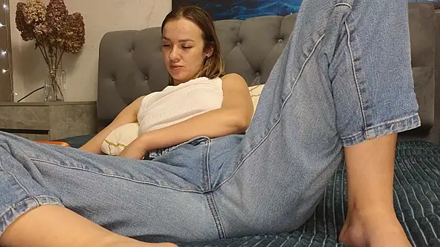 Strip-Lady online show from February 13, 3:13 pm