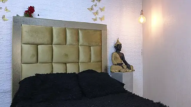 ximenawilliamss online show from February 19, 9:02 pm