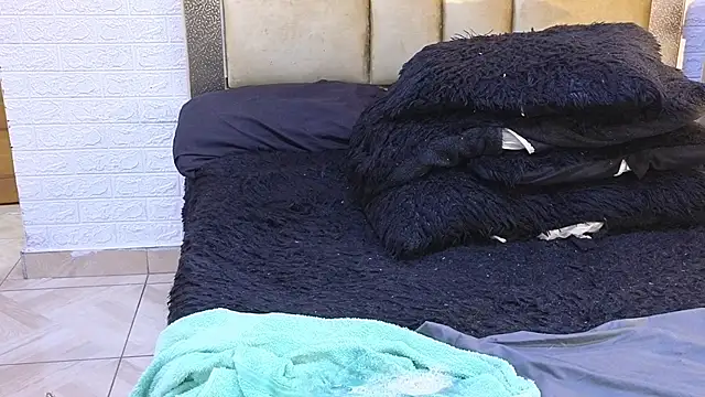 ximenawilliamss online show from November 28, 11:08 pm