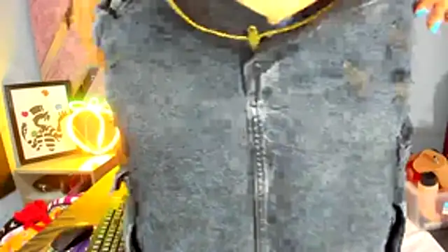 Mulan sexy01 online show from April 25, 8:06 pm