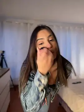 samantha evans2 online show from April 29, 10:59 pm