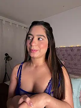 samantha evans2 online show from July 19, 1:30 am