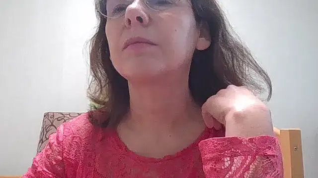 HollyJewel online show from December 23, 9:46 am