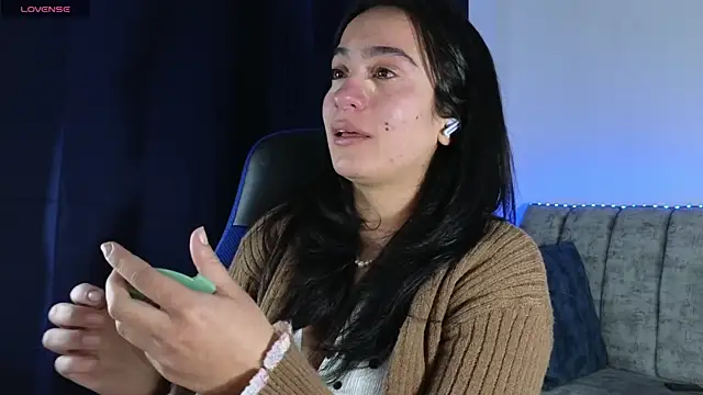 ZaraDames  online show from April 26, 5:27 am