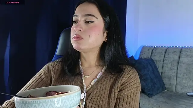 ZaraDames  online show from April 24, 2:47 am