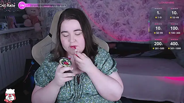 Estelle Hicks online show from April 22, 6:49 pm