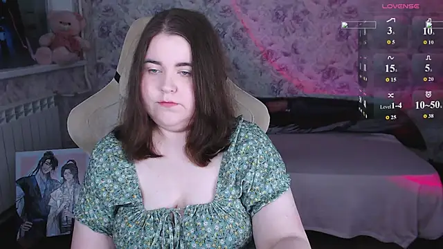 Estelle Hicks online show from June 10, 7:12 pm