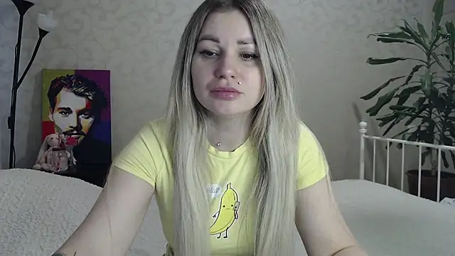 ShyEvaa online show from April 7, 11:12 am