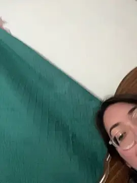 indiegirl666 online show from May 20, 4:31 am
