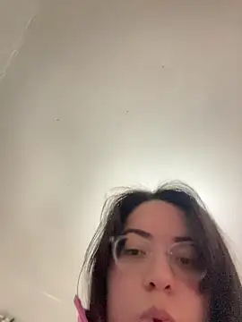 indiegirl666 online show from May 22, 5:16 am