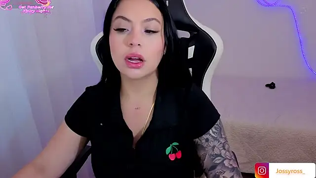 Victoryyy  online show from February 4, 8:23 pm