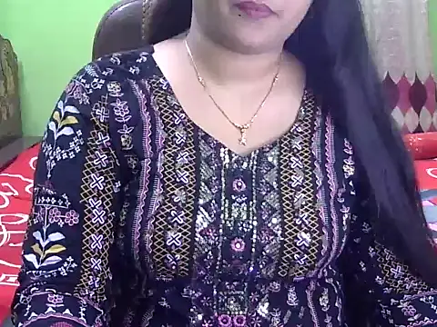 BengaliQueenStar online show from October 16, 5:04 pm