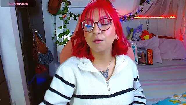 Littlerouse  online show from March 31, 10:37 am