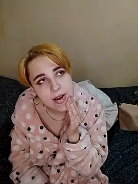 Gussie Bridie online show from February 16, 8:25 am