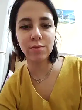 Snapshot of Gussie_Bridie chatting on September 21, 4:33 am Gussie Bridie online show from September 21, 4:33 am