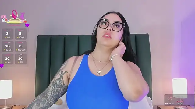 juicy led  online show from April 20, 11:13 am