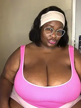 bustytitsxxx online show from April 22, 6:10 am