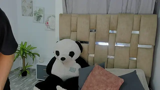 Black Rose2 online show from April 22, 12:02 pm