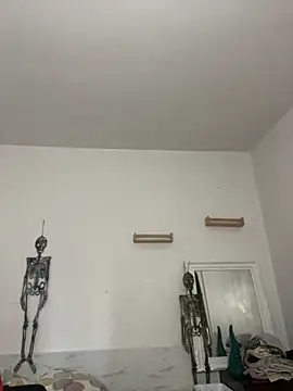 Goddess Nafeesha online show from November 22, 8:44 pm