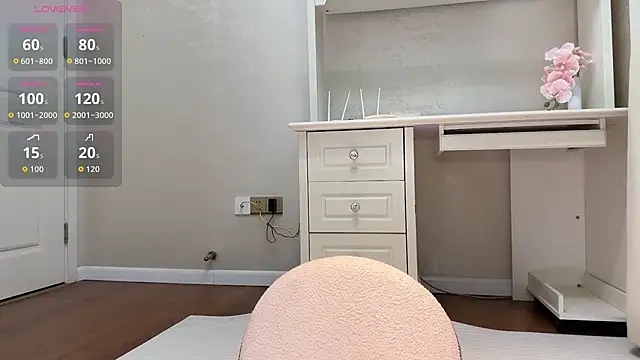 sililis online show from April 26, 2:59 pm