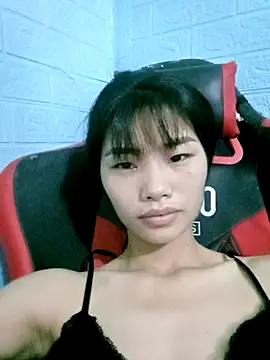 Snapshot of Lonalysexy chatting on October 15, 8:17 am Lonalysexy online show from October 15, 8:17 am