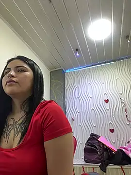  luna torres online show from March 6, 1:06 pm