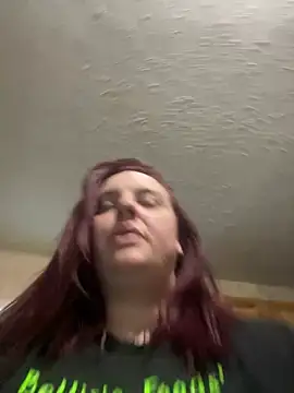 lairarose online show from April 26, 10:29 pm