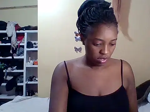 Zara Twilight online show from September 29, 9:09 pm