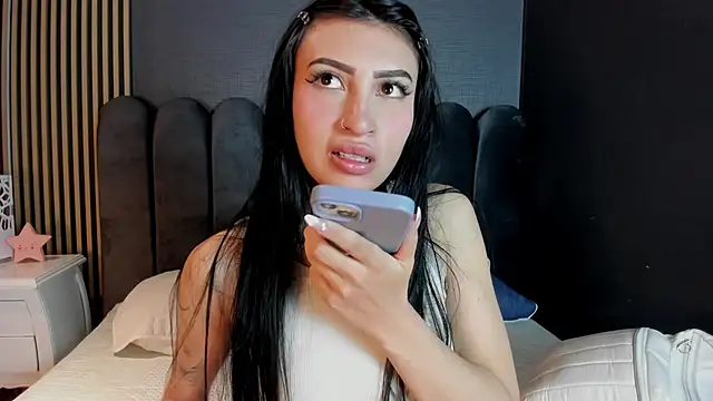 Nicolette ks  online show from April 15, 5:19 am